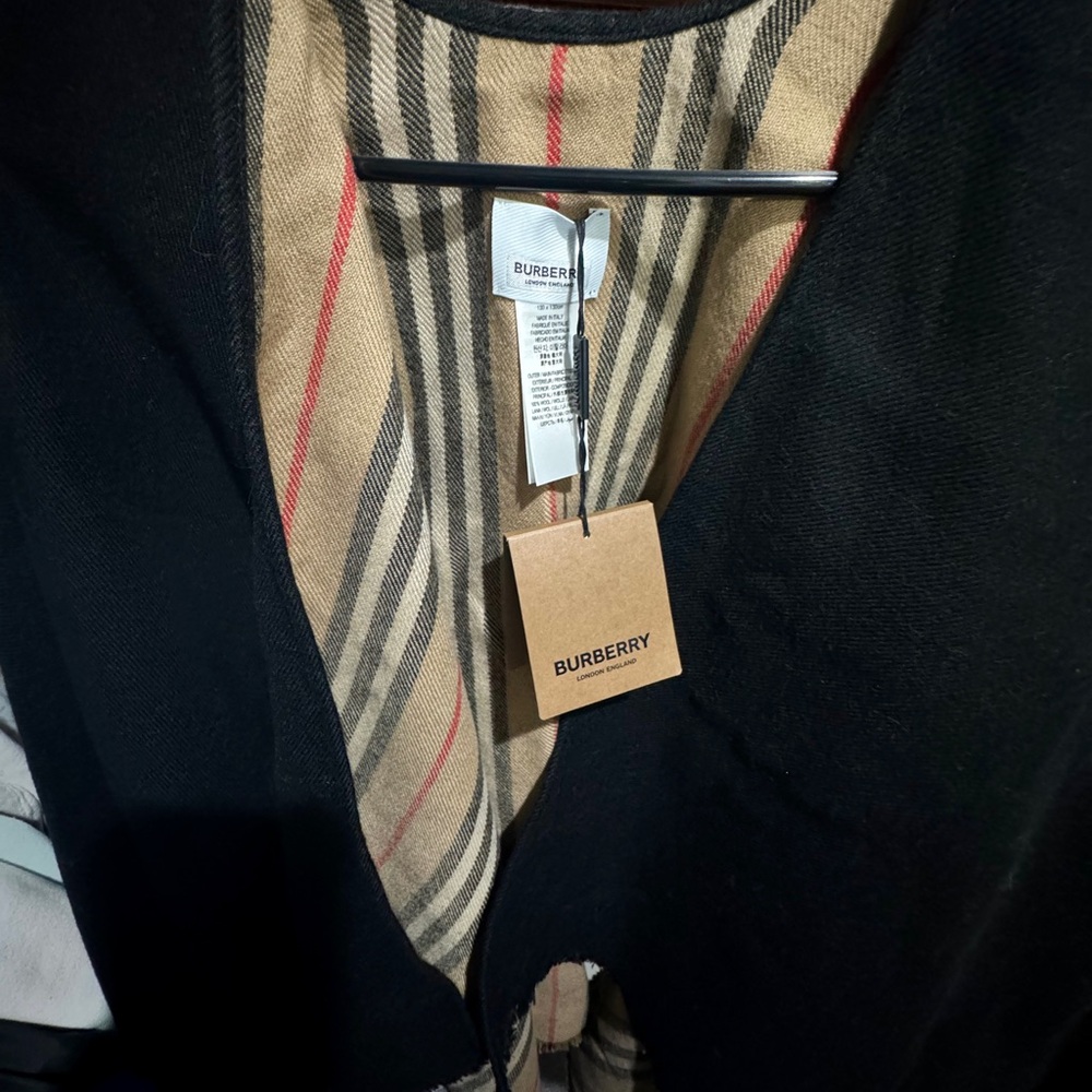 Burberry Poncho - Wool Cashmere Coat- NWT - Picture 2 of 5